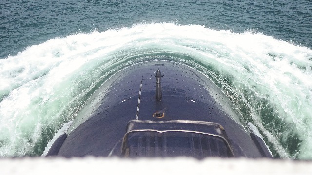 軍營(yíng)觀察丨潛行深海，他們有個(gè)“遠(yuǎn)洋朋友圈”